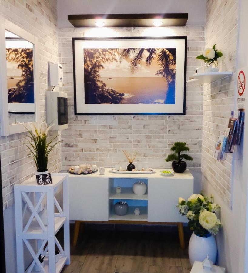 Chloe'S Rooms Cagliari Bagian luar foto