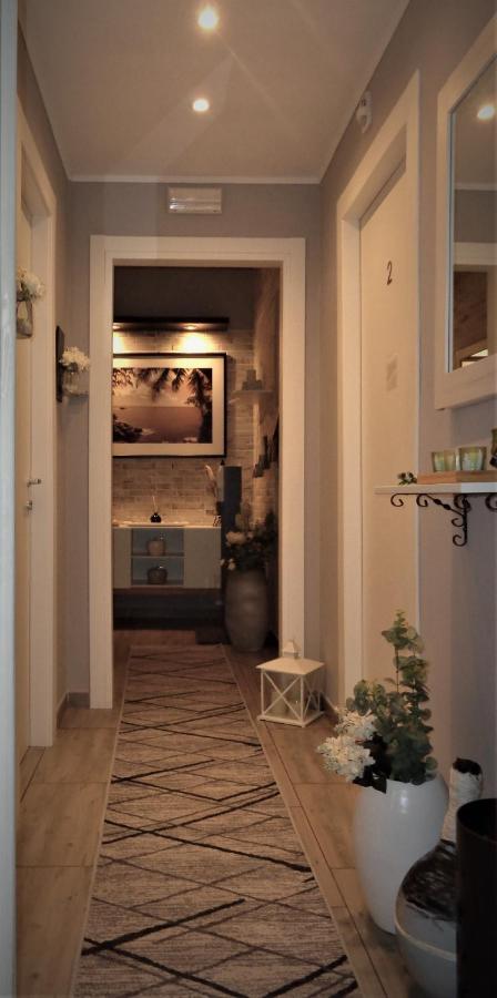 Chloe'S Rooms Cagliari Bagian luar foto