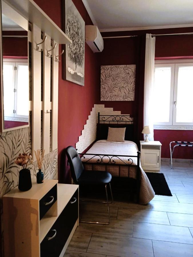 Chloe'S Rooms Cagliari Bagian luar foto