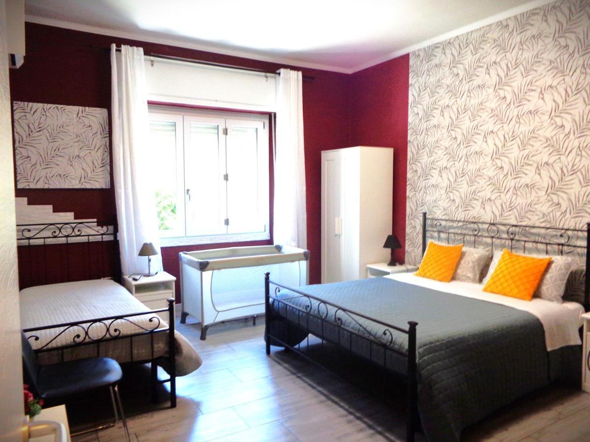Chloe'S Rooms Cagliari Bagian luar foto